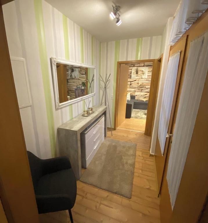 Kleines Apartment Mit Begehbarer Dusche Im Schlafzimmer Eberbach  Exterior photo